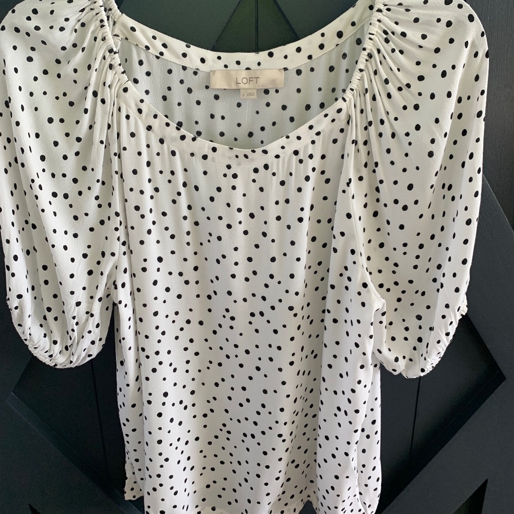 LOFT Black & White Polka Dot Blouse with Puff Sleeve - New With Tags